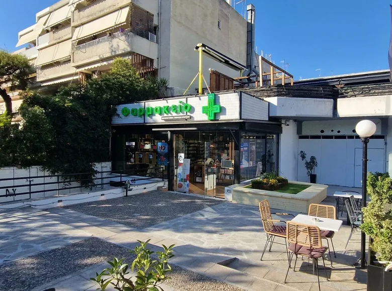 Commercial property 225 m² in Athens, Greece