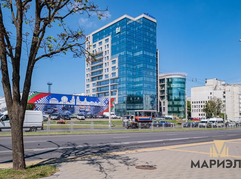 Büro 919 m² Minsk, Weißrussland