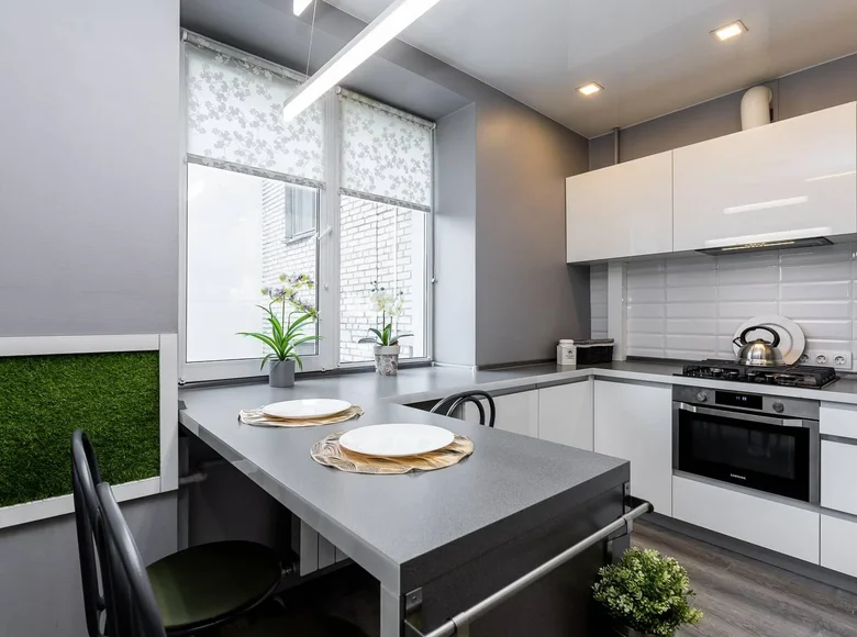 2 room apartment 49 m² Minsk, Belarus