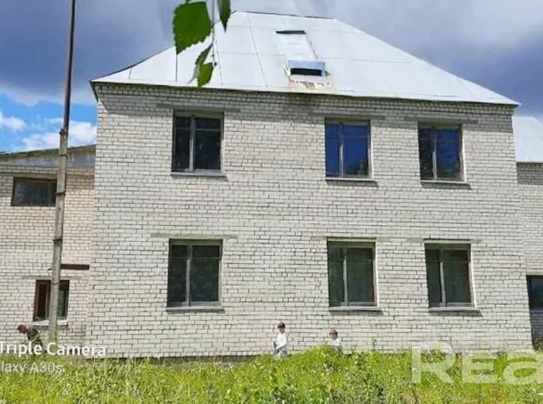 House 284 m² Dziescanski sielski Saviet, Belarus