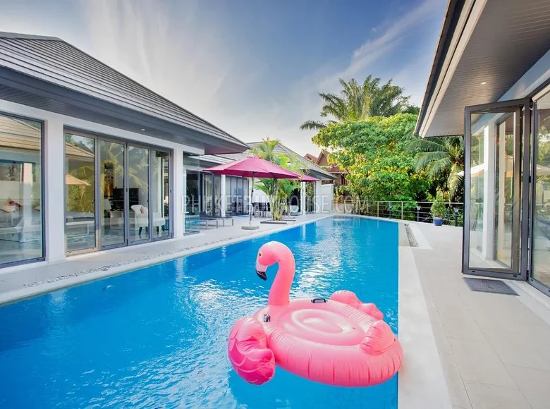 4 bedroom Villa 220 m² Rawai, Thailand