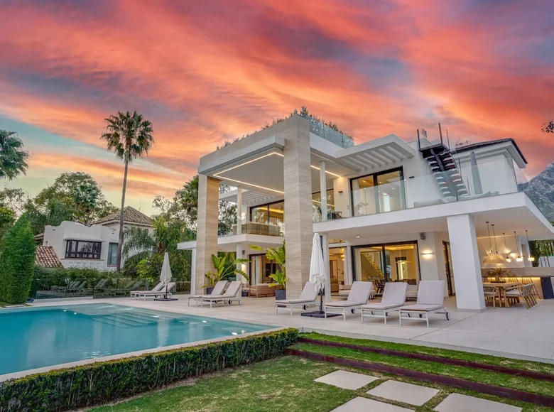 6 bedroom house 903 m² Malaga, Spain