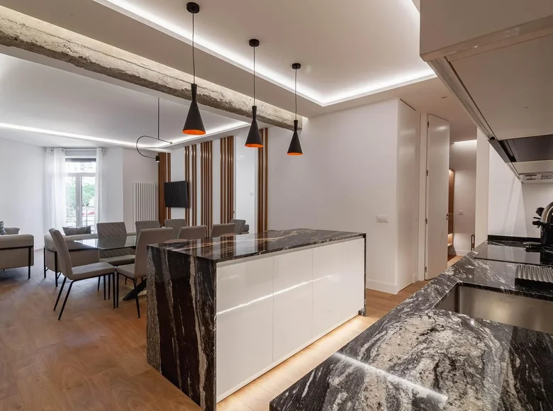 3 bedroom apartment 120 m² Madrid, Spain