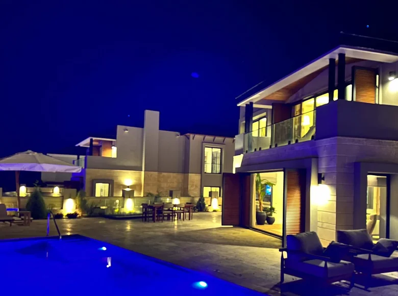 Villa 316 m² Girne (Kyrenia) District, Northern Cyprus