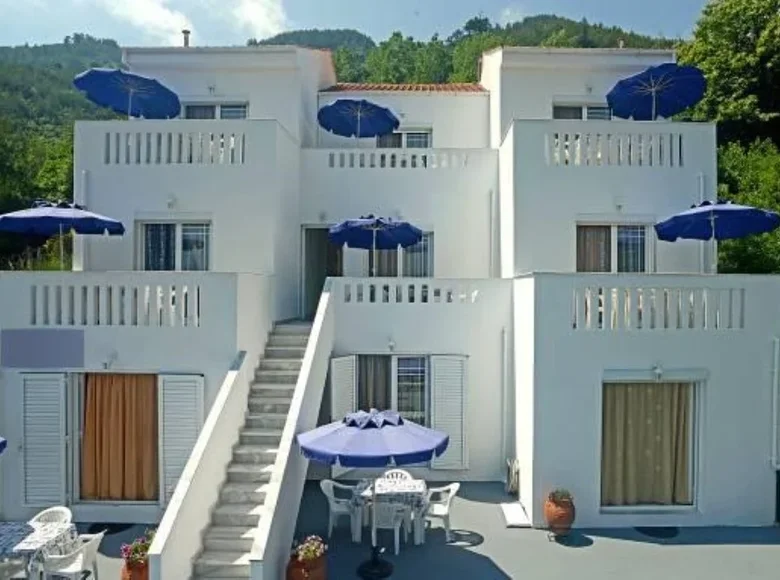 Hotel 320 m² en Skala Potamias, Grecia