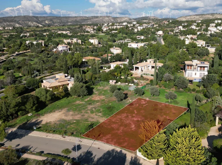Atterrir 1 409 m² Paphos, Chypre