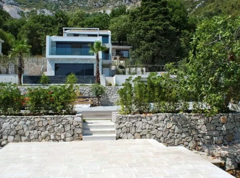 Dom 3 pokoi 660 m² Kotor, Czarnogóra