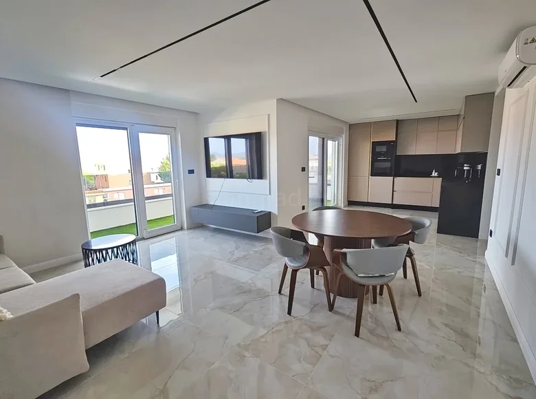 Квартира 2 спальни 70 м² Radici, Хорватия