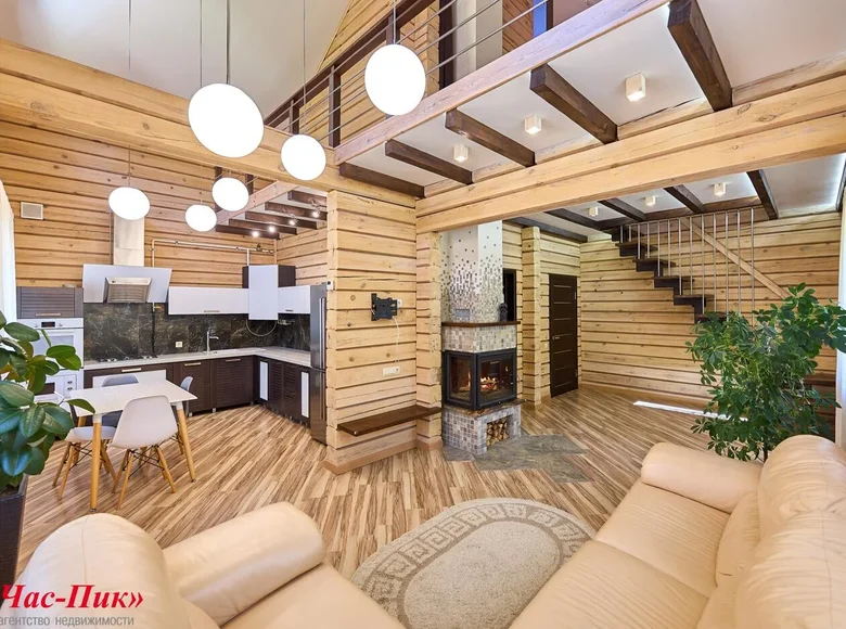 Casa de campo 94 m² Ratamka, Belarús