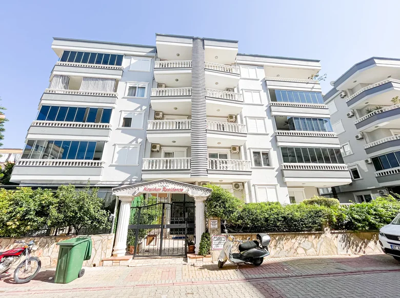 Mieszkanie 2 pokoi 115 m² Alanya, Turcja