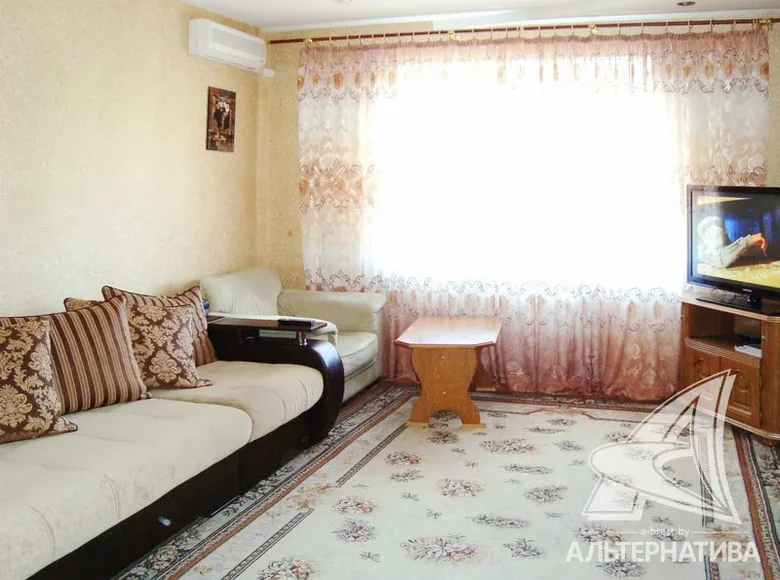 Квартира 2 комнаты 68 м² Брест, Беларусь