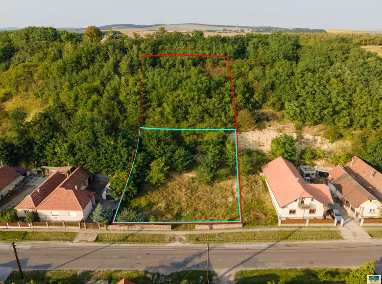 Grundstück 2 390 m² Kazincbarcika, Ungarn