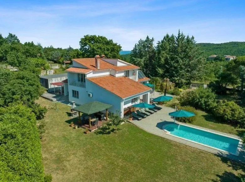 5 bedroom villa 300 m² Rabac, Croatia