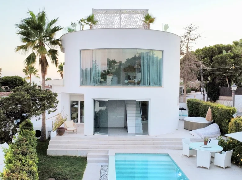 3 bedroom house 309 m² Artola, Spain