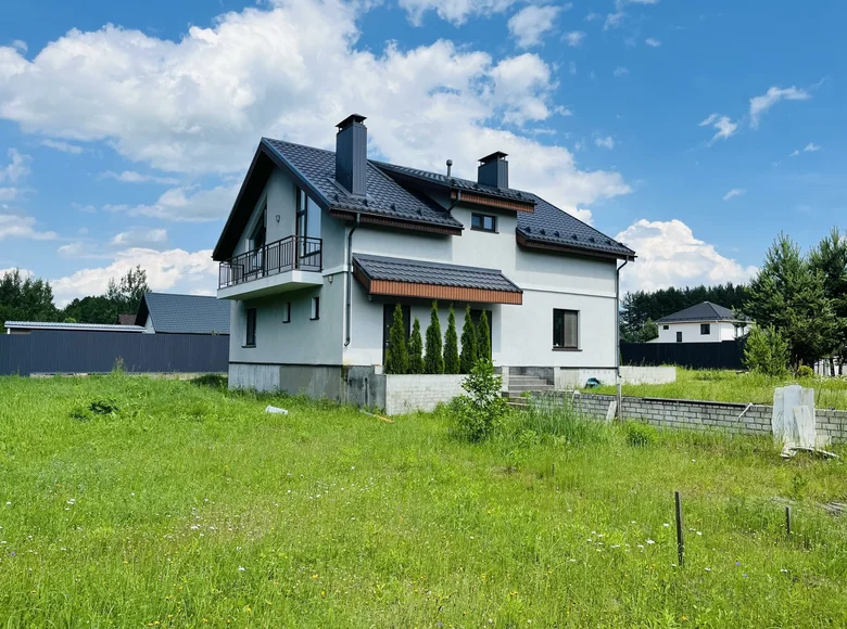 Maison 192 m² Hlivin, Biélorussie