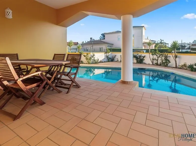 villa de 5 dormitorios  Portimao, Portugal