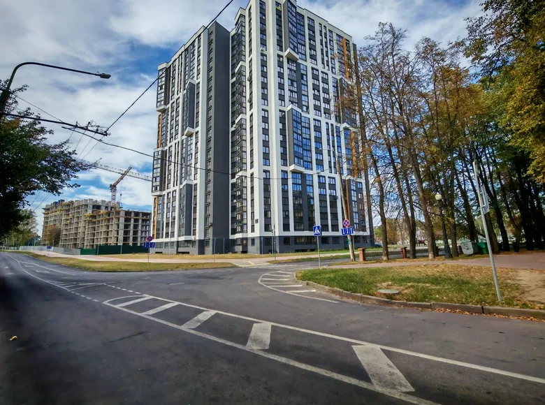 Квартира 4 комнаты 76 м² Минск, Беларусь