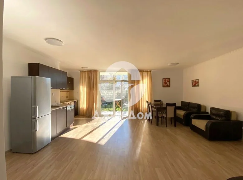 Квартира 3 комнаты 117 м² Равда, Болгария