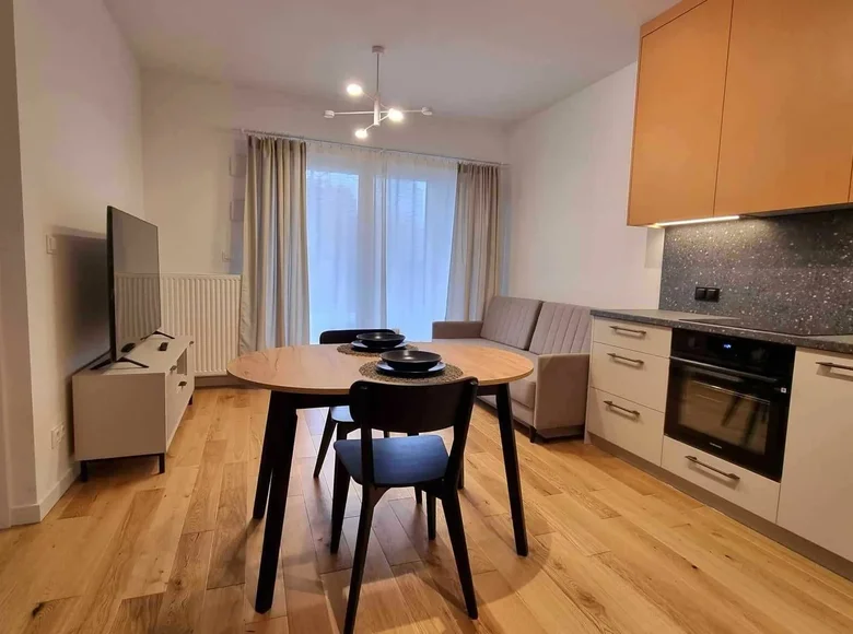 2 room apartment 37 m² in Warsaw, Poland