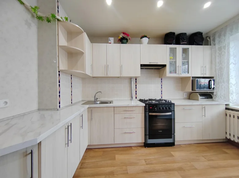 Wohnung 2 zimmer 57 m² Baryssau, Belarus