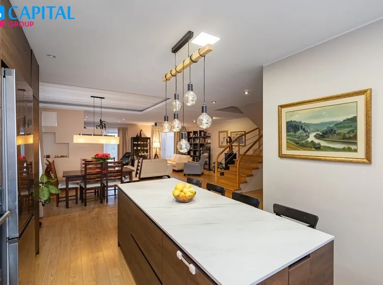 Casa 150 m² Vijukai, Lituania