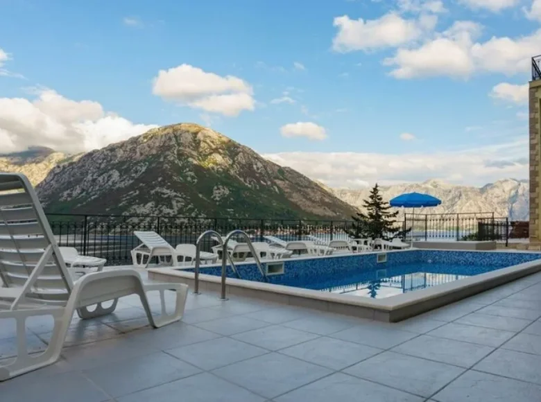 6 bedroom villa 424 m² durici, Montenegro