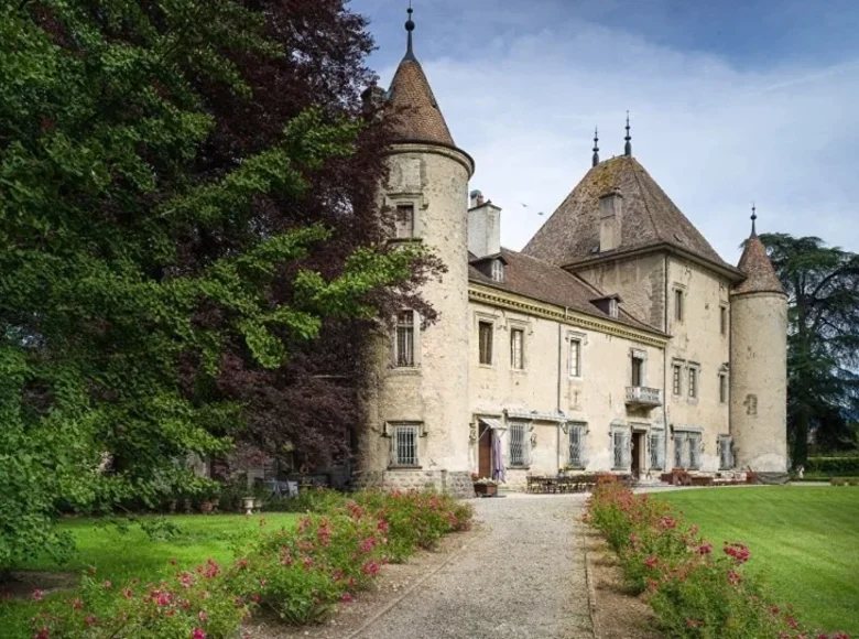 Castle 8 bedrooms 1 500 m² Geneva, Switzerland