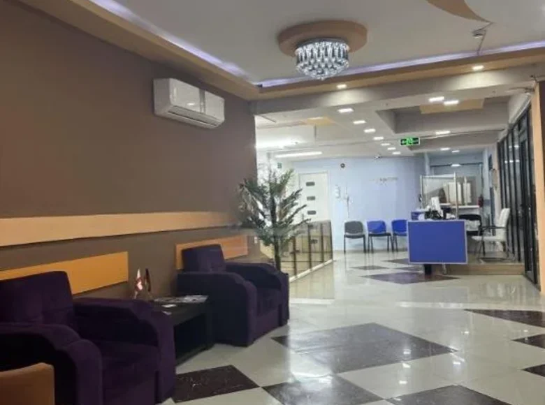 Propiedad comercial 890 m² en Tiflis, Georgia