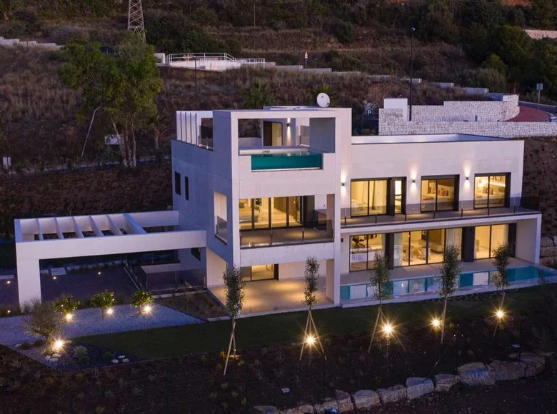 5 bedroom villa 390 m² Benalmadena, Spain