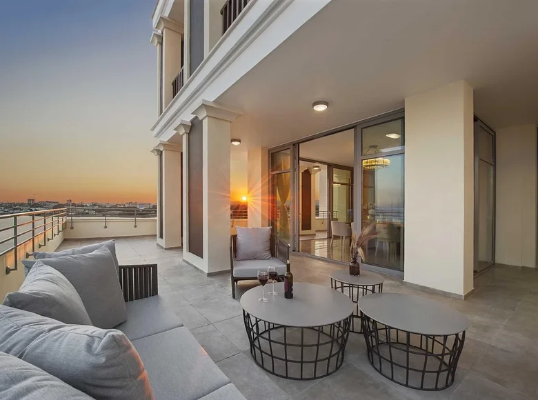 4 bedroom apartment 213 m² Limassol, Cyprus