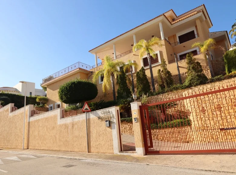 5 bedroom villa 630 m² Altea, Spain