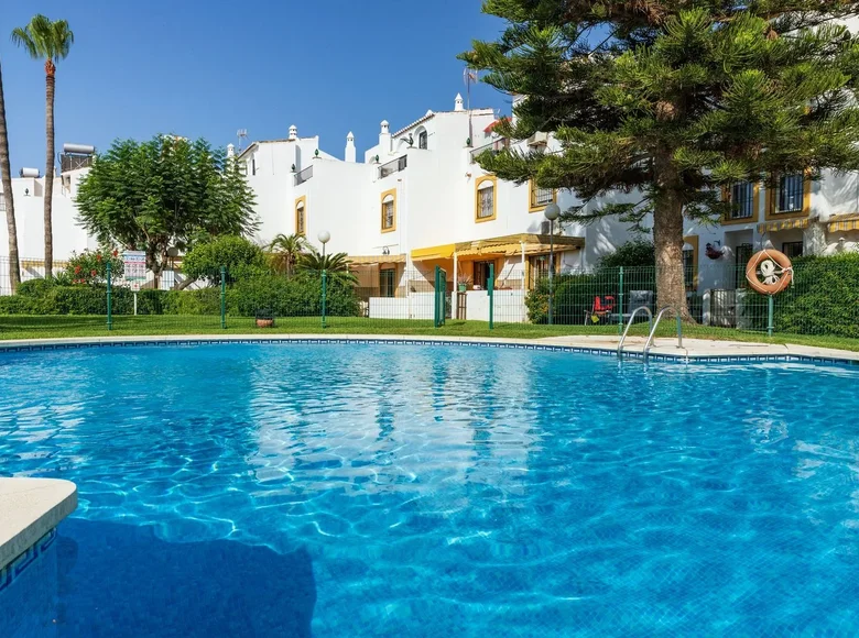 Dom 4 pokoi 96 m² Torremolinos, Hiszpania