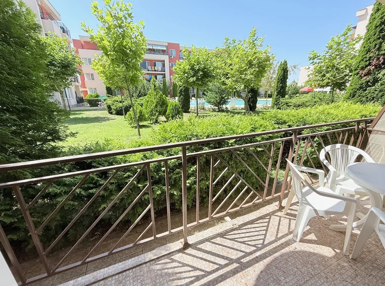 Квартира 1 комната 53 м² Несебр, Болгария