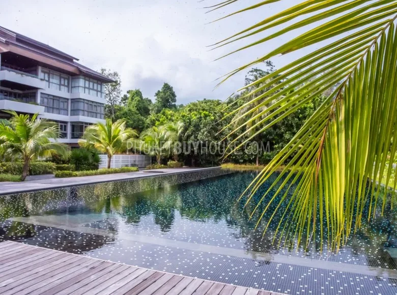 Condo 3 bedrooms 281 m² Phuket, Thailand