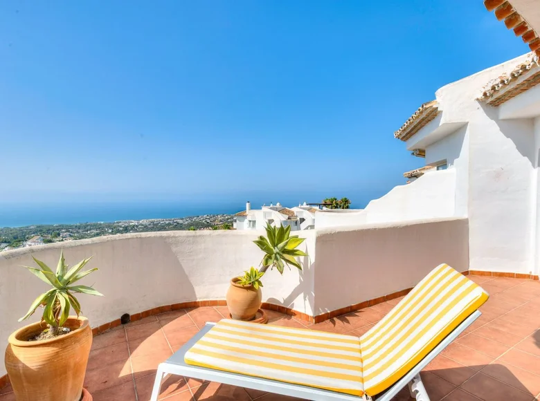 Mieszkanie 2 pokoi 90 m² Mijas, Hiszpania