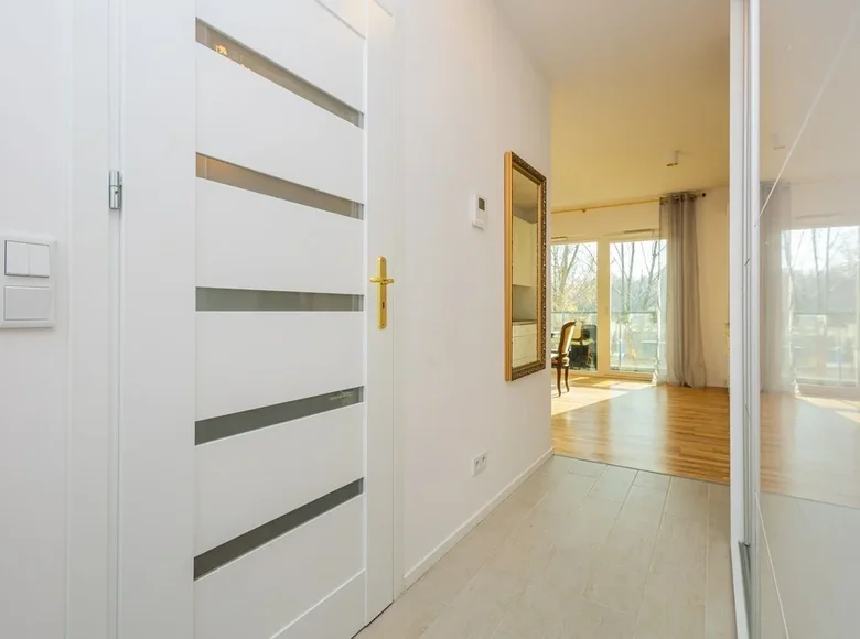 2 room apartment 44 m² Warsaw, Poland