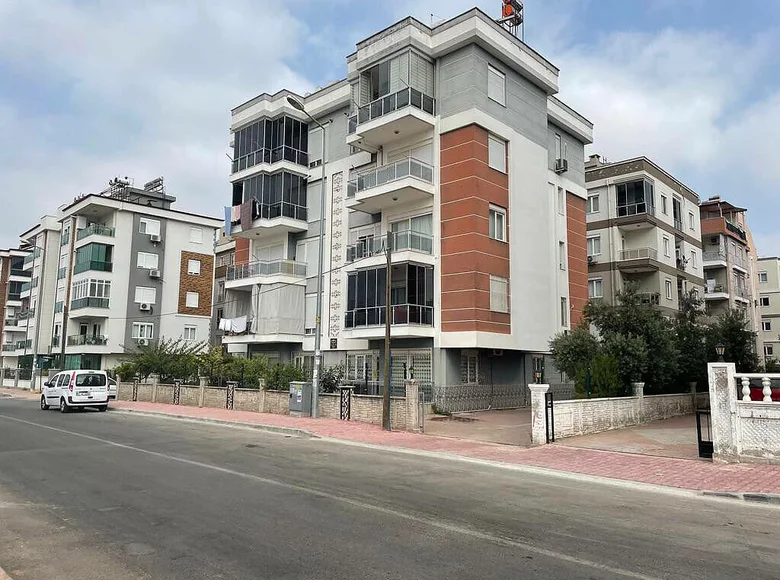 Mieszkanie 3 pokoi 110 m² Muratpasa, Turcja