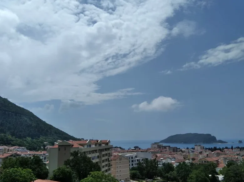 Mieszkanie 3 pokoi 113 m² Budva, Czarnogóra