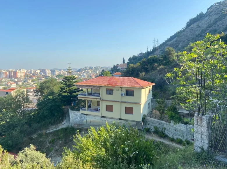 Casa 290 m² Vlora, Albania