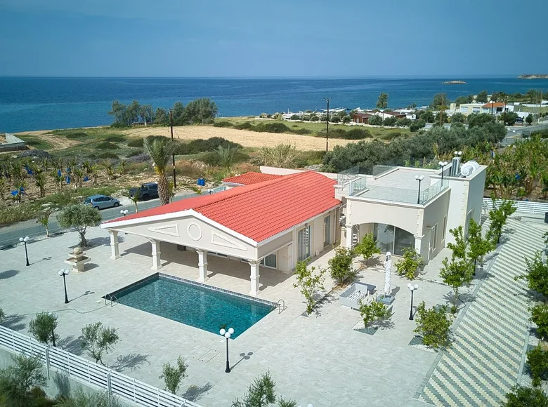 Maison 4 chambres 244 m² Péyia, Chypre