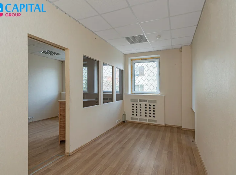 Commercial property 33 m² in Kaunas, Lithuania