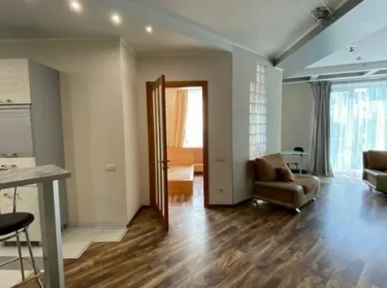 Mieszkanie 2 pokoi 90 m² Odessa, Ukraina