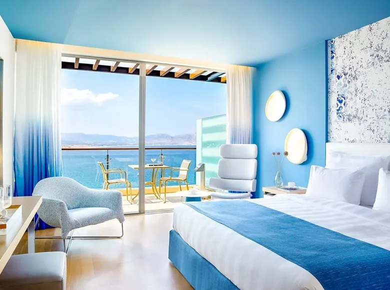 Hotel for sale, 88 rooms, near Karon Beach, Phuket, Thailand.