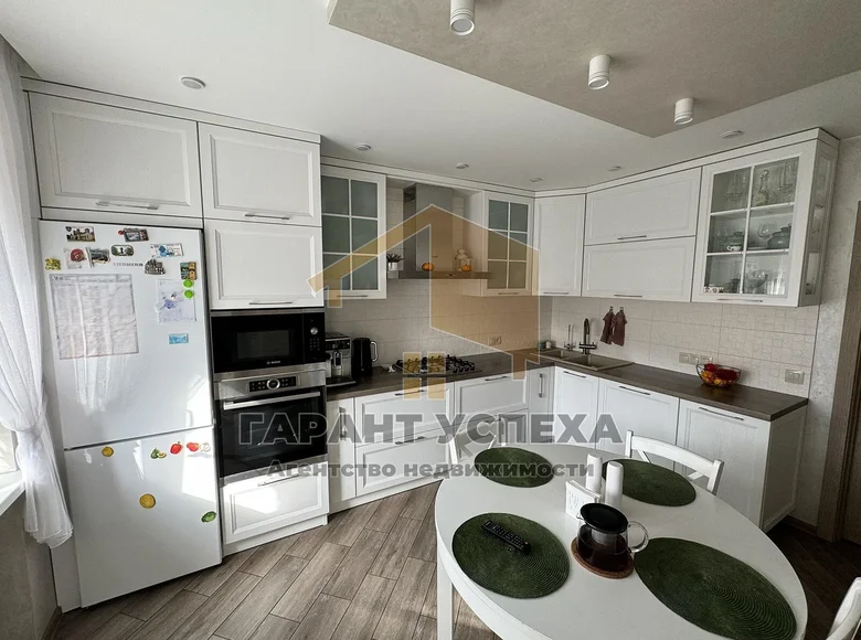 3 room apartment 80 m² Brest, Belarus