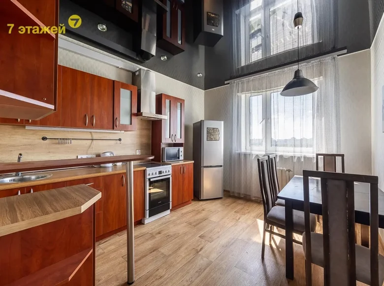 Квартира 2 комнаты 65 м² Минск, Беларусь