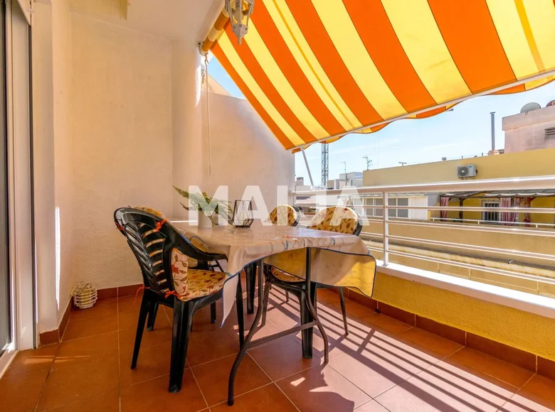 Mieszkanie 3 pokoi 65 m² Torrevieja, Hiszpania