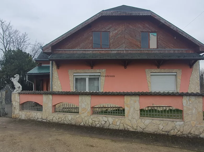 Casa 3 habitaciones 107 m² Bugyi, Hungría
