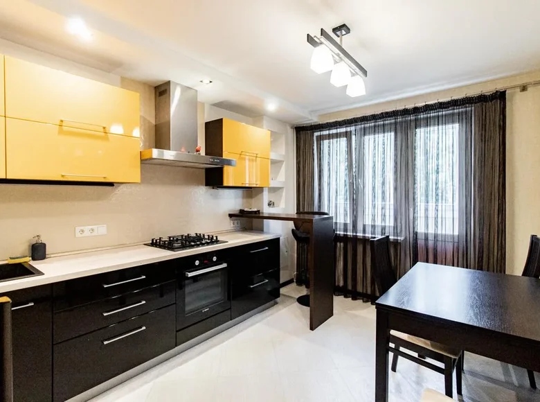 Apartamento 3 habitaciones 80 m² Baraulianski sielski Saviet, Belarús
