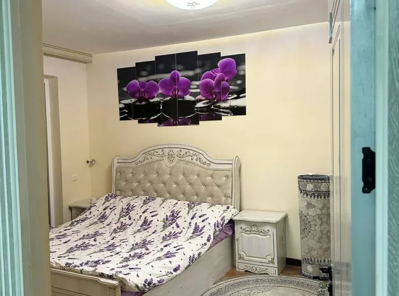 Kvartira 2 xonalar 64 m² Toshkentda