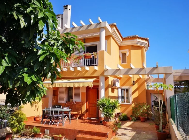Bungalow de 2 dormitorios 80 m² Izhevsk, Rusia